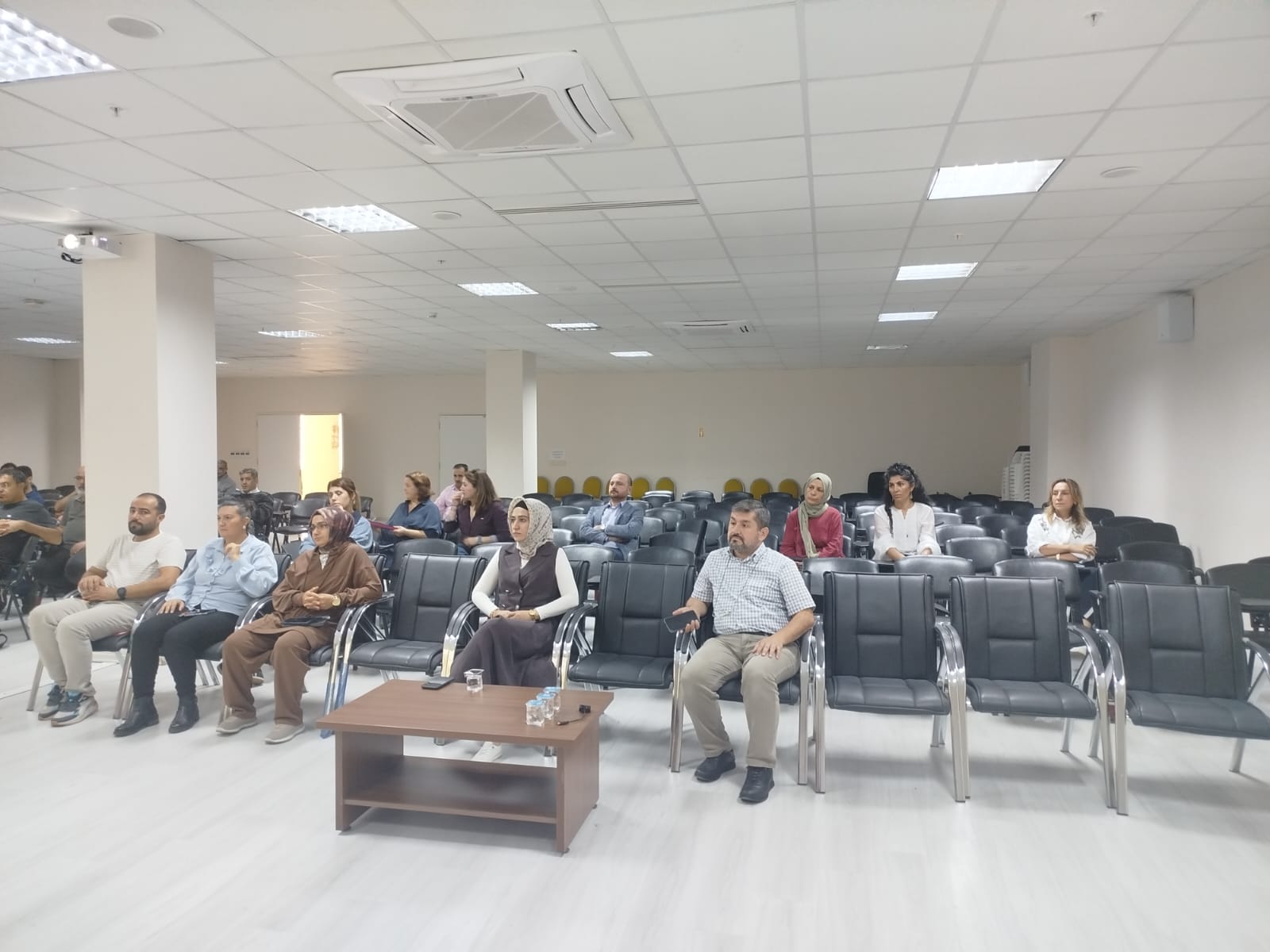 Yüksekokulumuzda YÖK Performans Göstergeleri ve Mesleki Eğitim Portalı Değerlendirildi
